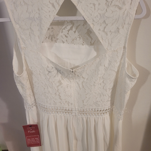 Ladies Maxi Dress - Picture 5 of 6